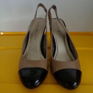 Karen Scott Sling Backs/tan and black